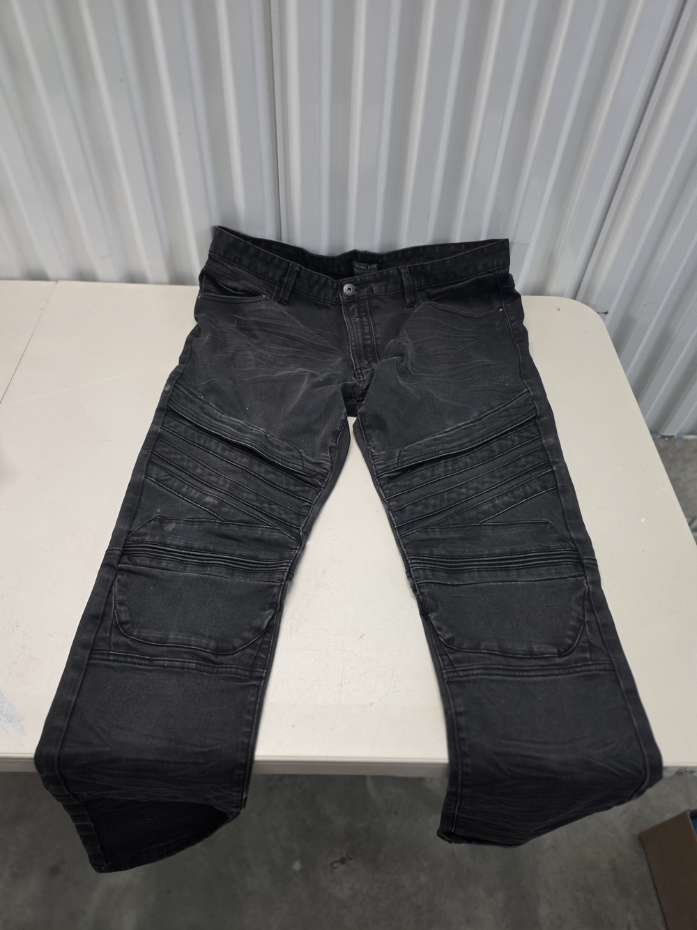 Smoke Rise Distressed Black Denim Jeans Men's Size 40x32